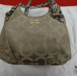 Coach purse and wallet